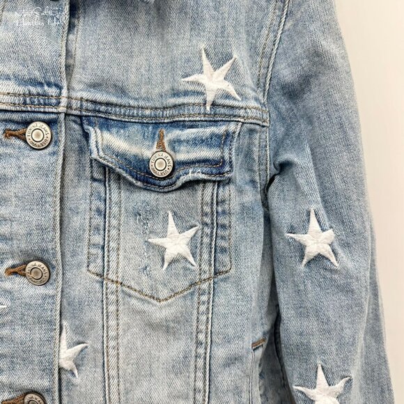 Eunina Star Embroidered Distressed Light Wash Denim Jacket With Frayed Hem - Picture 6 of 7